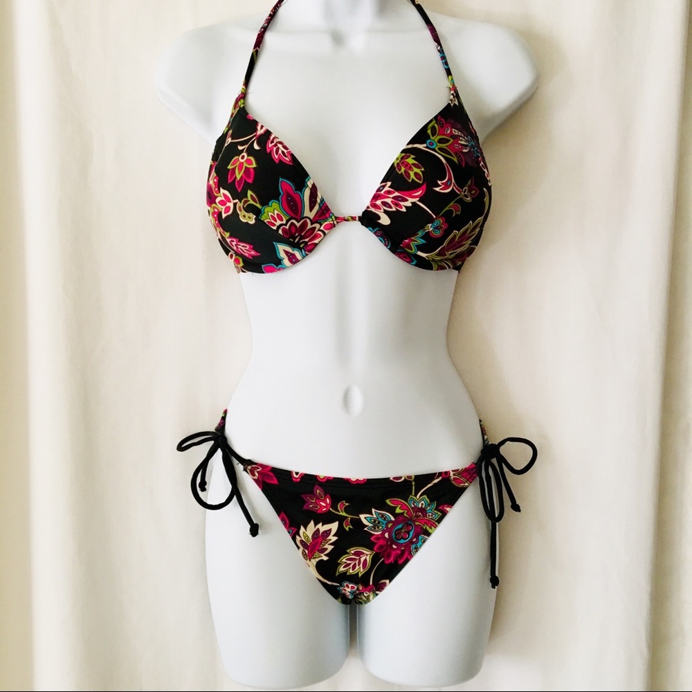 Victoria Secret floral bikini NWOT 36C , S bottom